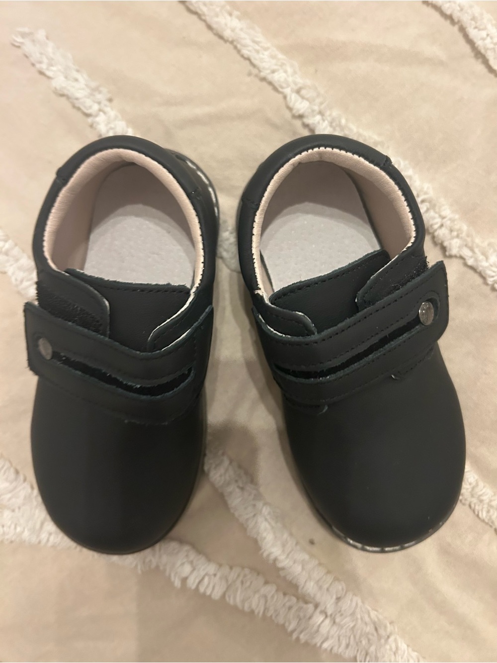 NWOTS Source Unknown Black Toddler Hook-and-Loop Walker Shoes
